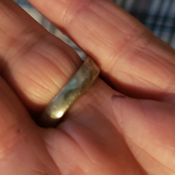 Ladies ring - Picture 2 of 3